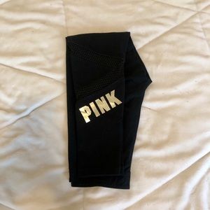 PINK Victoria’s Secret Leggings Capri Cropped. Black with Gold Logo